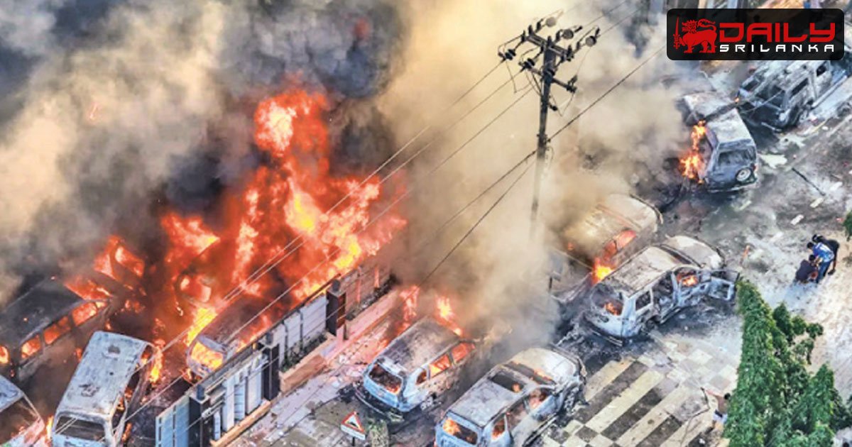 බංග්ලාදේශ පාර්ලිමේන්තුව වහා ක්‍රියාත්මක වන පරිදි විසුරුවා හරී.
