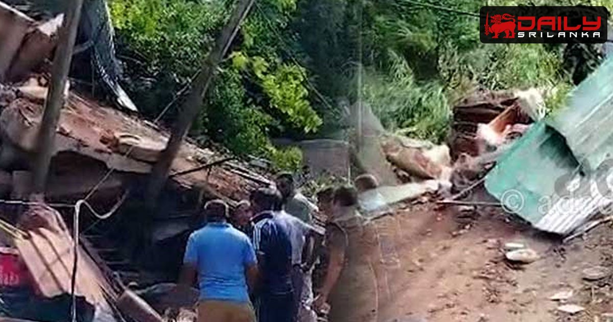 කඩුගන්නාවේ වෙළඳසැලක් මතට පස් කන්දක් කඩා වැටීමෙන් එක් අයෙක් ජීවිතක්ෂයට