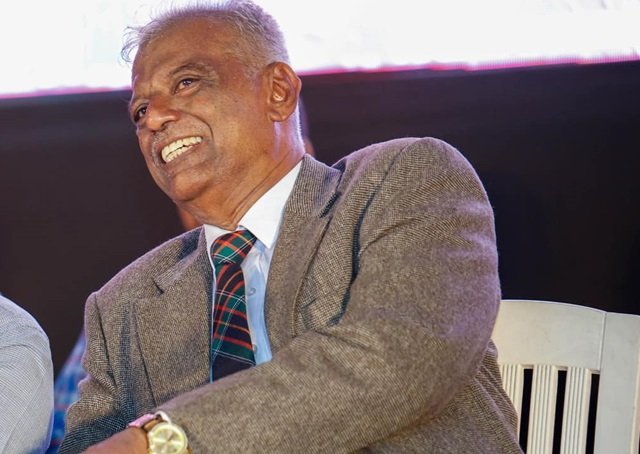 බීමතින් රිය පදවා අනතුරක් වළක්වා නොගැනීම – රවී සෙනෙවිරත්නට රු. 2,500ක දඩයක්